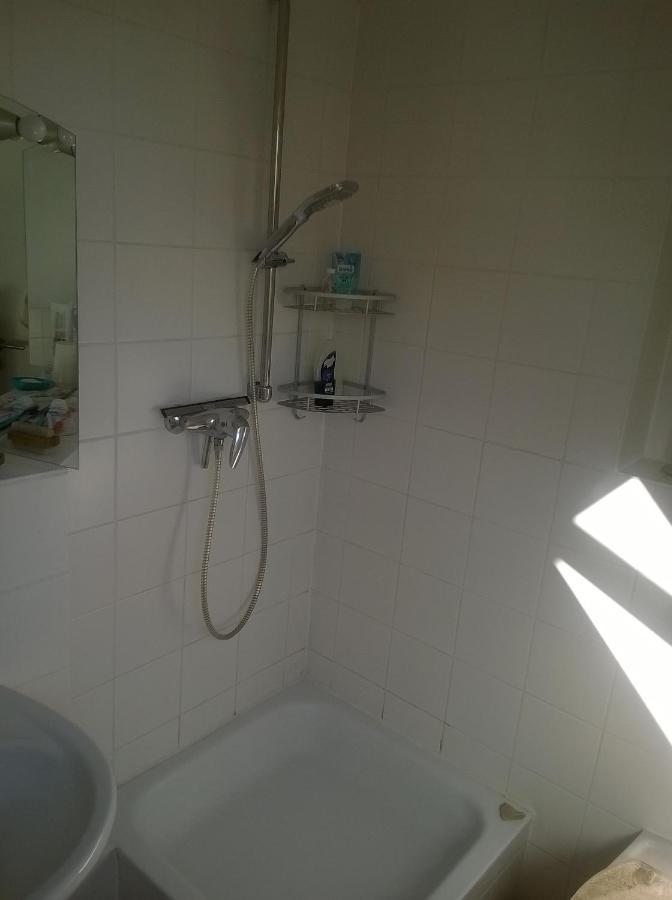 Haus 'Am Emberg' Apartment Köln Ngoại thất bức ảnh
