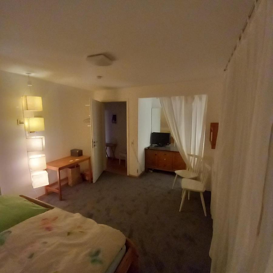 Haus 'Am Emberg' Apartment Köln Ngoại thất bức ảnh